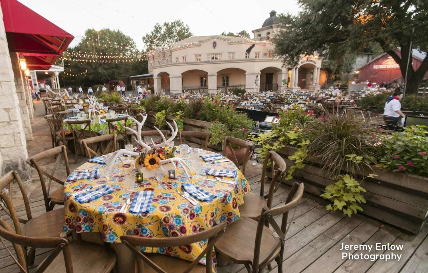 Wedding table setup